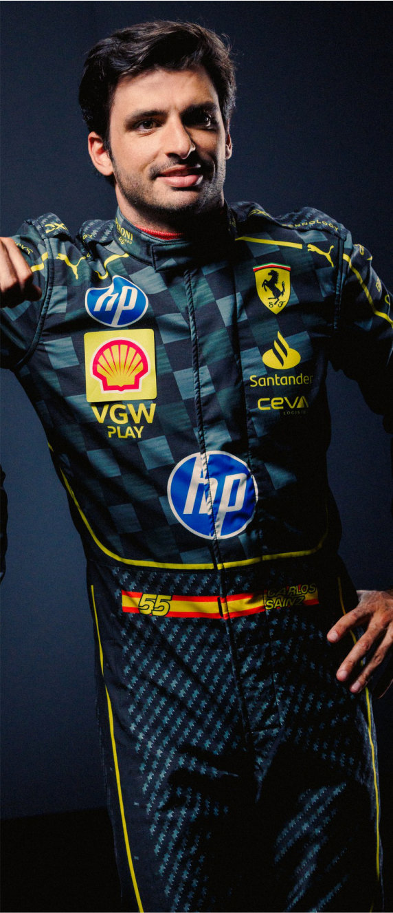 Carlos Sainz carbon Scuderia Ferrari HP Suit